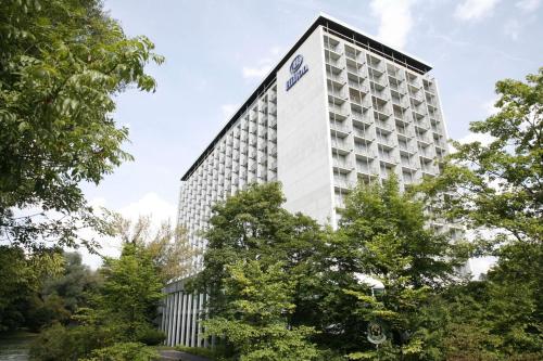 Hilton Munich Park - Best Pool Hotels in Munich