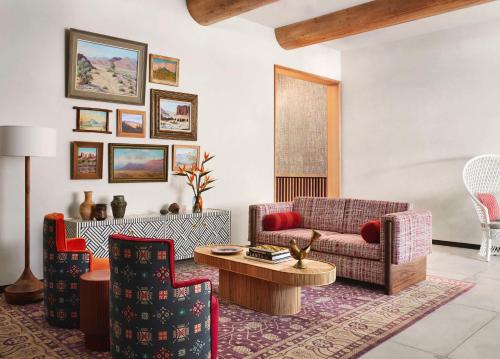 Graduate by Hilton Tucson - Best Hotels in Tucson