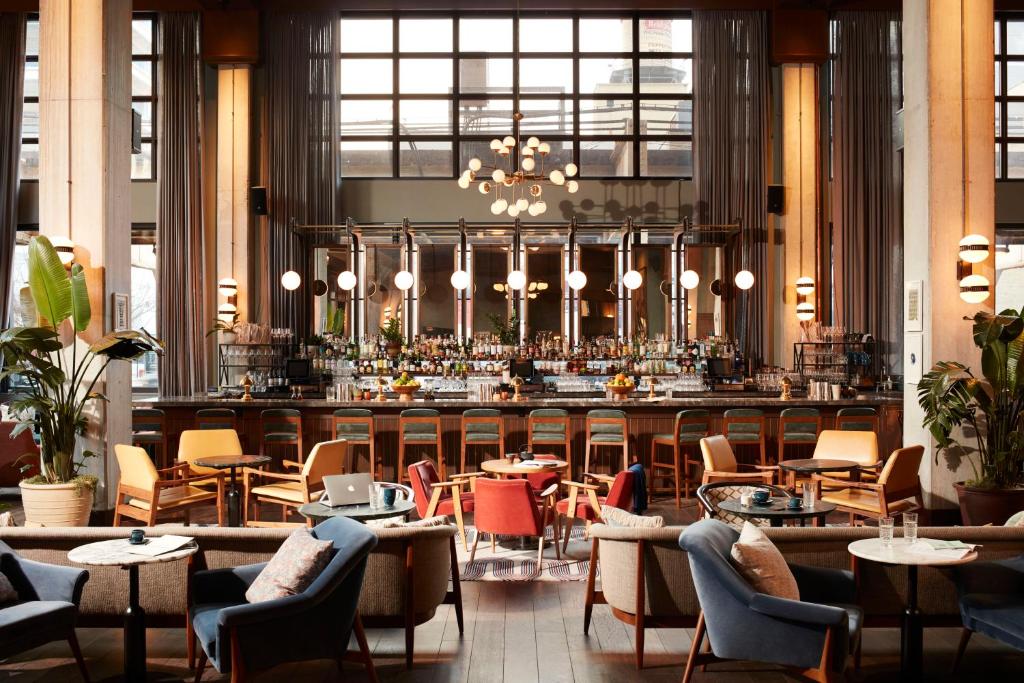 The Hoxton, Chicago - Hotels with Pools in Chicago