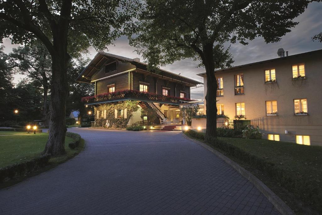 ROMANTIK Hotel Bayrisches Haus Potsdam - Best Hotels in Potsdam