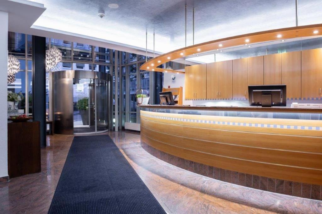 Kronenhotel - Best Business Hotels in Stuttgart