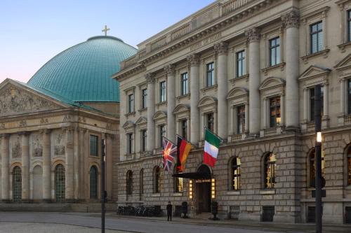 Rocco Forte Hotel De Rome - Best Hotels in Berlin