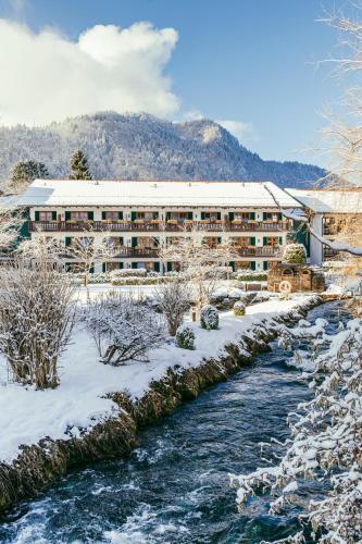Spa & Resort Bachmair Weissach, LUXURY FAMILY RESORT