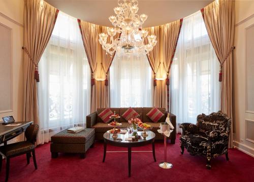Hotel Schweizerhof Zürich - Best Fitness Hotels in Zurich