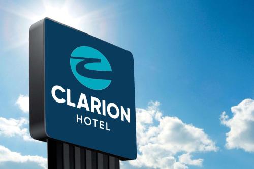 Clarion Inn & Suites near the Leconte Center Pigeon Forge