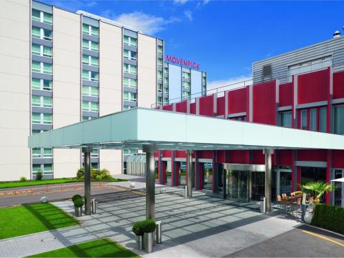 Mövenpick Hotel Zurich Airport - Best Hotels with Airport Shuttle Service in Switzerland