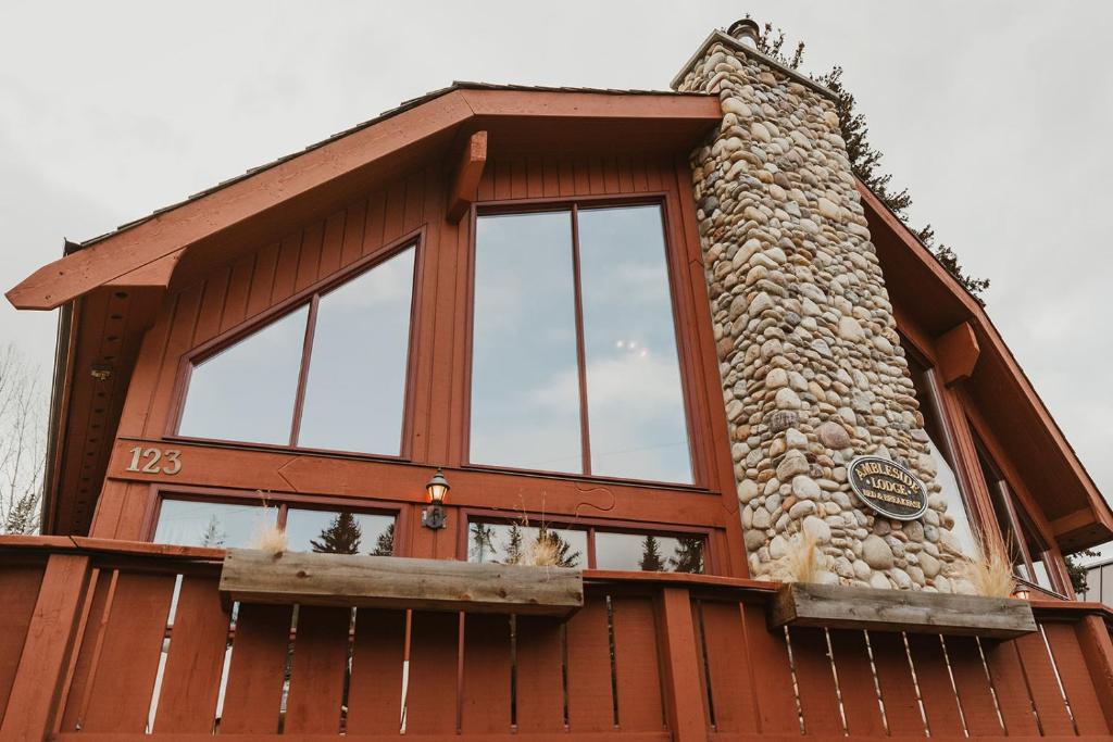 Ambleside Lodge Bed & Breakfast - Best Hotels in Canmore