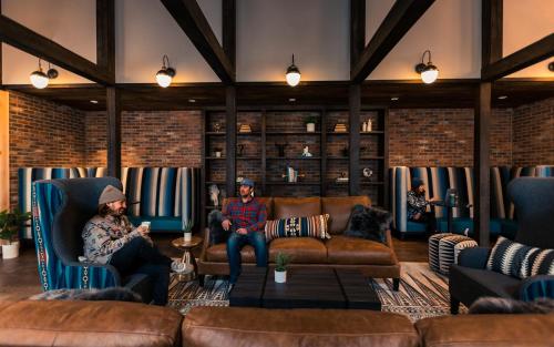 The Bivvi Hostel Telluride - Ski Hotels in Colorado