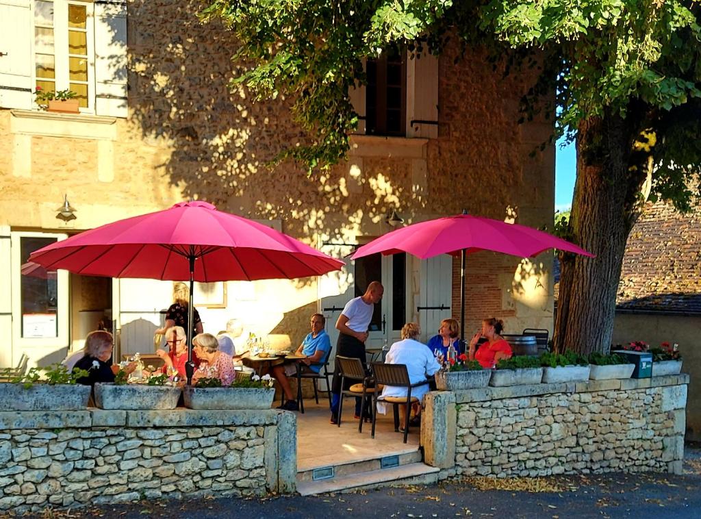 Les Cèdres - Best Hotels in Dordogne