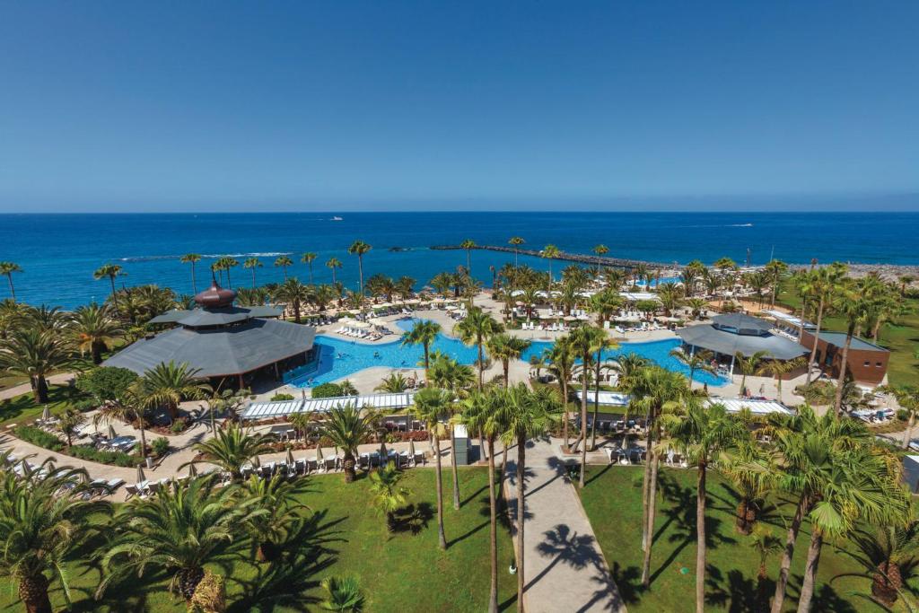 Hotel Riu Palace Tenerife - Best Hotels with Free Breakfast in Canary Islands