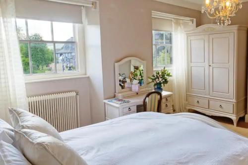 No 6 The Square Tearooms & Accommodation - Best Hotels in Buxton