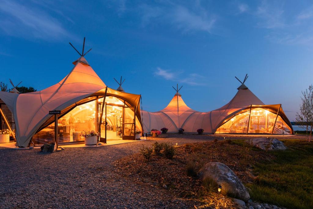 Under Canvas Acadia - Best Hotels in Maine for Families