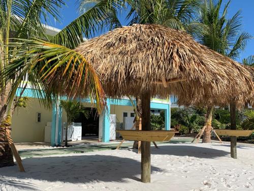 hotels with suites in Fort Myers