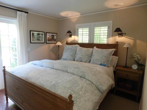 Lincoln Green Inn - Carmel-by-the-Sea Hotels