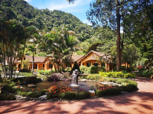 Valle Escondido Resort - Best Pool Hotels in Panama
