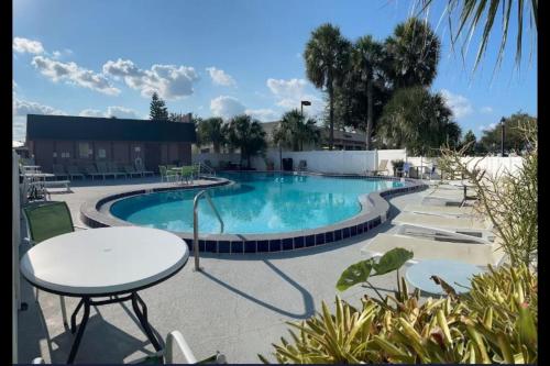 Liberty Garden Inn by OYO Kissimmee near Disney World