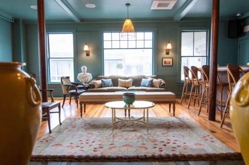 Ocean House Boutique Hotel & Motel