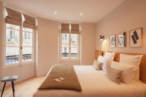 Tinah Paris, Champs Elysées - Best Adagio Aparthotel in France