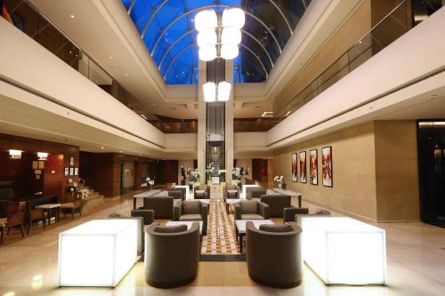 Ramada Plaza by Wyndham Beirut Raouche - Best Business Hotels in Beirut