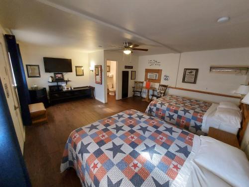 Cactus Inn