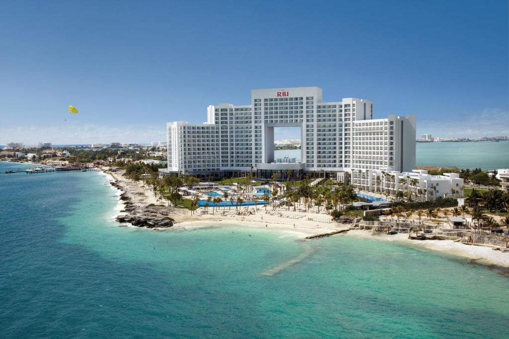 Riu Palace Peninsula - All Inclusive - Best Family Hotels in Riviera Maya & The Yucatan