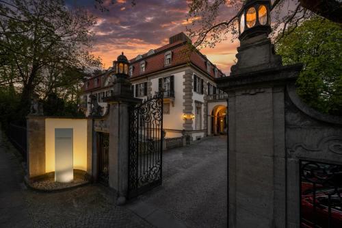 Schlosshotel Berlin - Best Hotels in Berlin