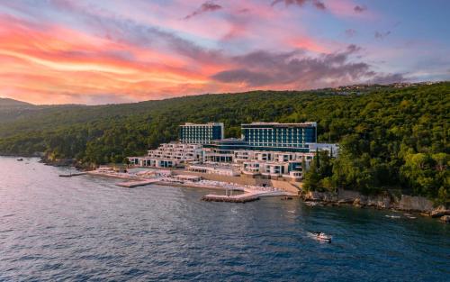 Hilton Rijeka Costabella Beach Resort And Spa - Best Family Hotels in Croatia