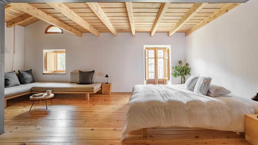 Cal Calsot Casa Rural "Adults Only" - Best Hotels in Catalonia