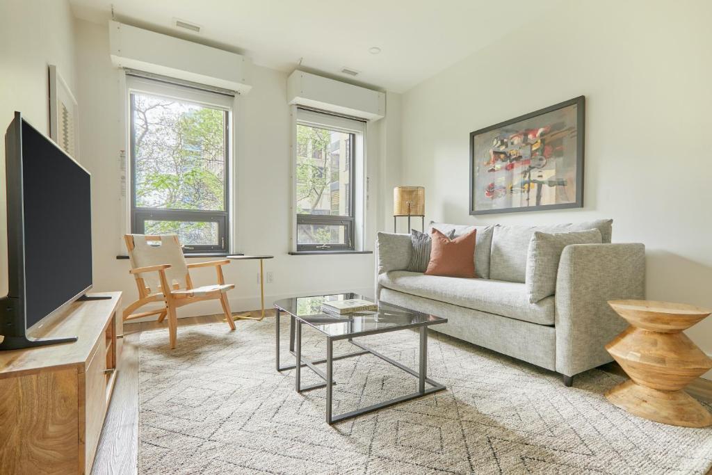 Sonder by Marriott Bonvoy The Elm Apartments Downtown - Best Hotels in Toronto