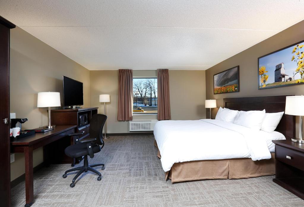 Canad Inns Destination Centre Transcona - Best Parking Hotels in Winnipeg