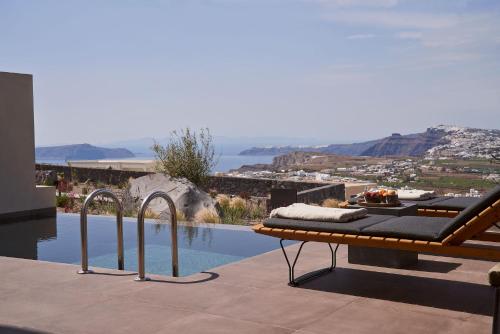 Apikia Santorini