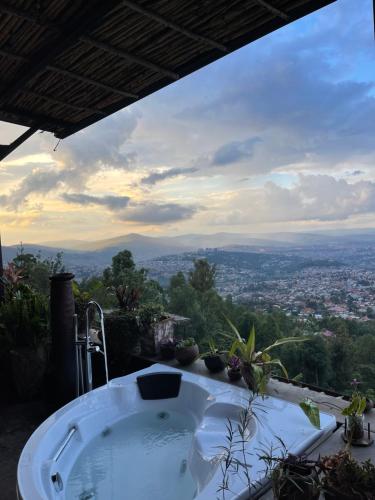 Eagle View Lodge - Kigali