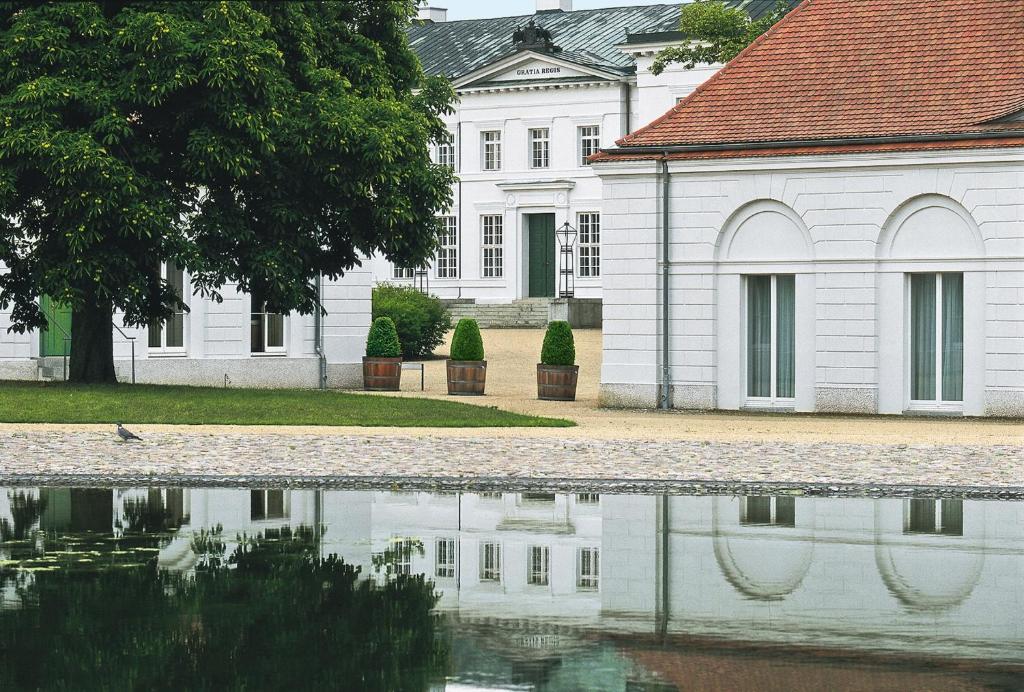 Hotel Schloss Neuhardenberg - Best Hotels in Brandenburg