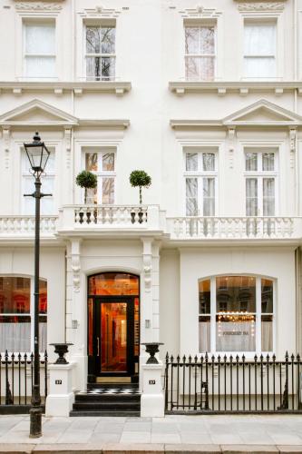 Grand Hotel Bellevue London - London Hotels with Suites