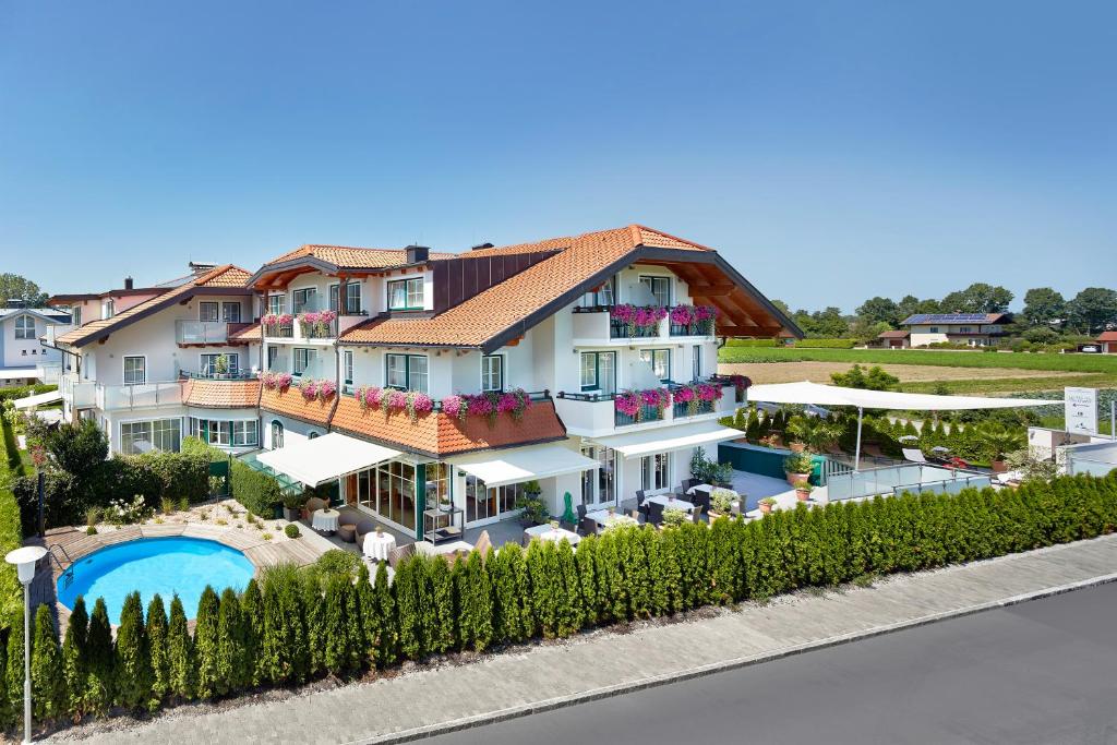 Hotel Gabi - Best Parking Hotels in Salzburg