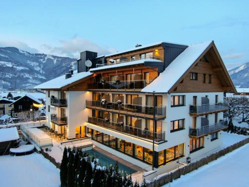 HOTEL SONNBLICK, Kaprun, Salzburg - am Kitzsteinhorn Gletscher - Best Hotels in Kaprun