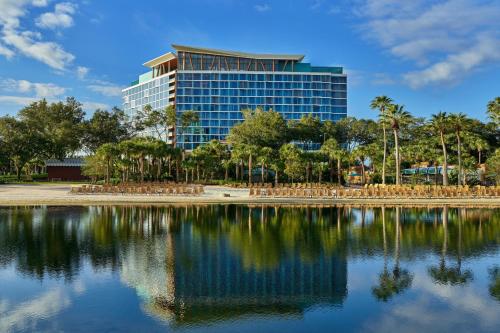 Walt Disney World Swan Reserve - Best Autograph Collection Hotels in Florida