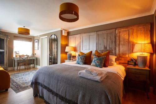 The Quarrymans Arms - Best Hotels in Wiltshire