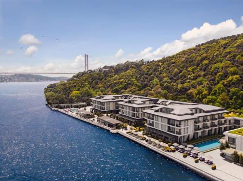 Mandarin Oriental Bosphorus, Istanbul - Best Pool Hotels in Turkey