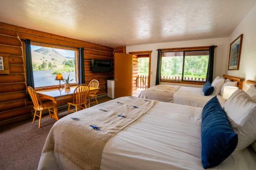 River's Fork Lodge - Best Hotels in Idaho