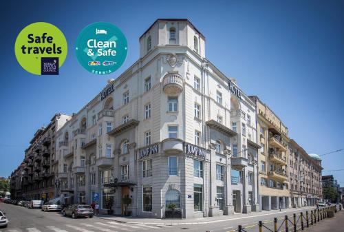 Jump INN Hotel Belgrade - Best Pet-Friendly Hotels in Belgrade