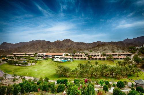 JA Hatta Fort Hotel - Hotels with Pools in Dubai