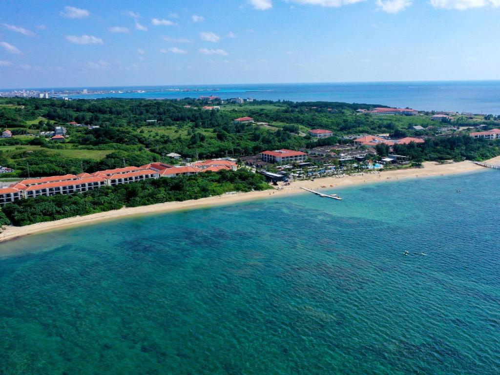 FUSAKI BEACH RESORT HOTEL & VILLAS - Best Hotels in Okinawa