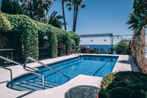 Hotel Carabeo - Best Hotels in Nerja