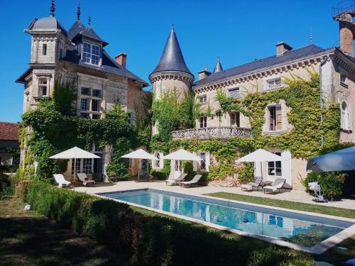 Saint Victor La Grand' Maison - Best Hotels in Loire Valley