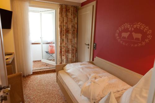 Hotel Lamm Baiersbronn Mitteltal - Best Hotels in Baden-Wurttemberg