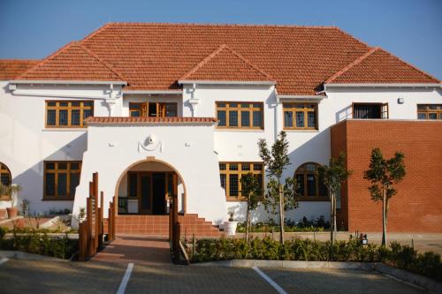 Sanctuary Mandela