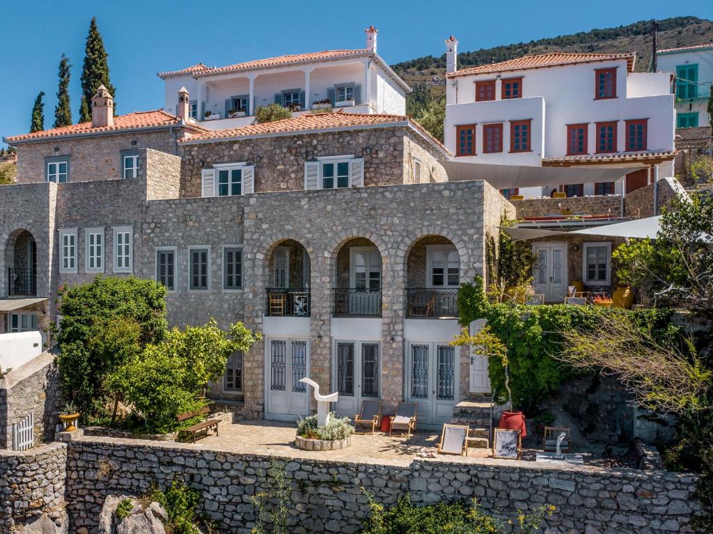ONOS RESIDENCE - Best Hotels in Hydra
