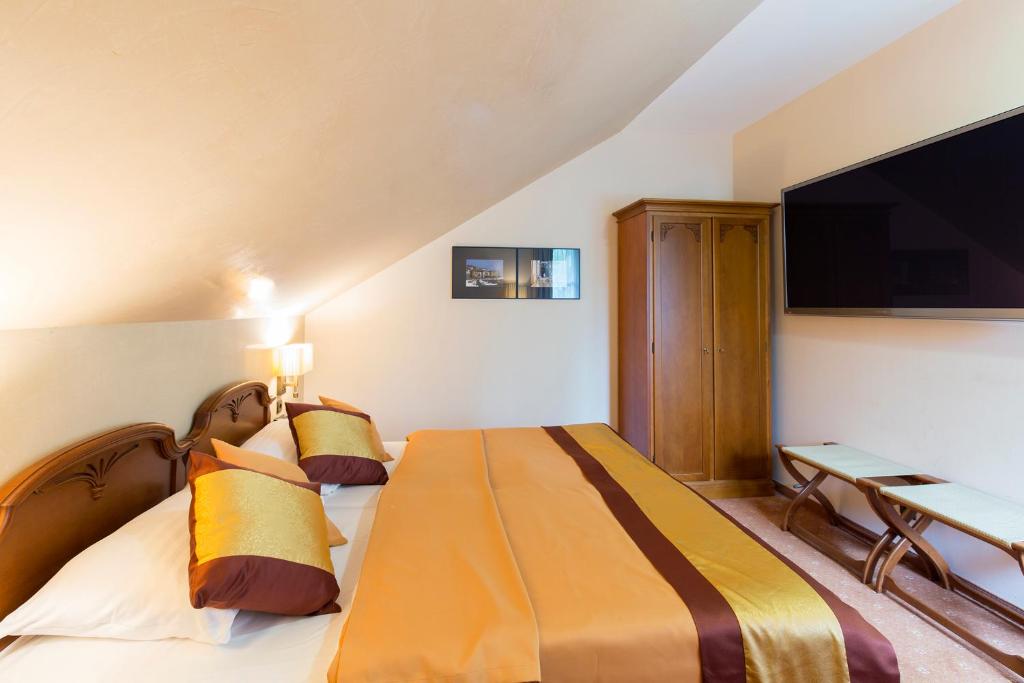 Hotel Sacher Baden - Best Parking Hotels in Vienna