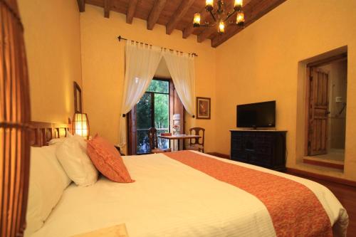 Hotel Ciudad Real Centro Historico - Best Parking Hotels in San Cristobal de las Casas